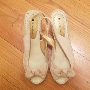 Naturalizer peep toe espadrilles
